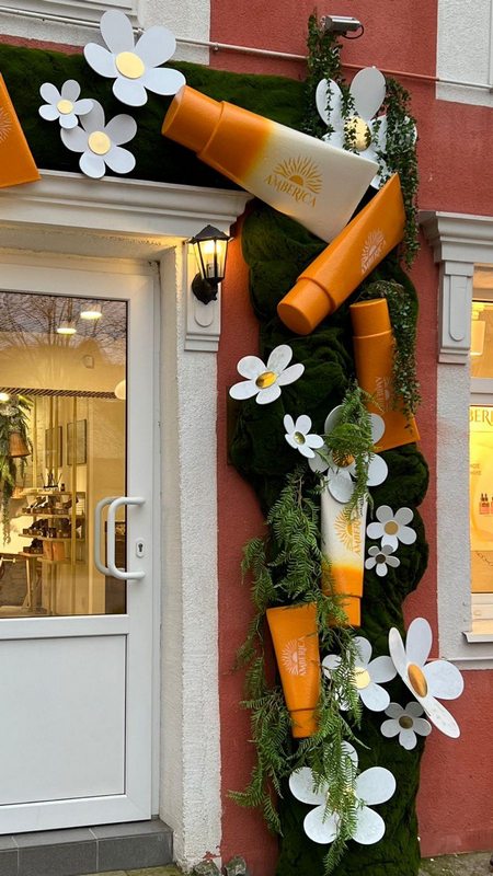 Entrance group decoration for Amberica store.