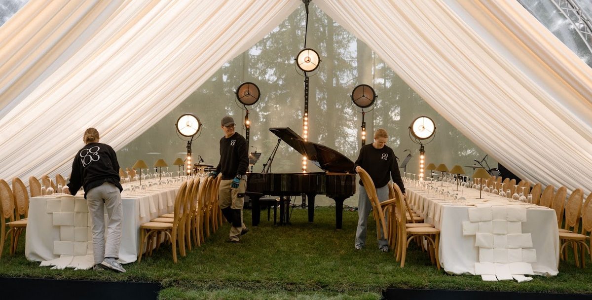 Свадьба в Москве на природе лесной декор