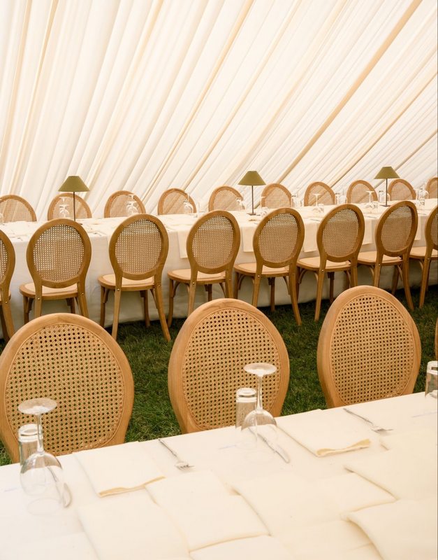 Оформление свадьбы в парке Москвы легкость и естественность