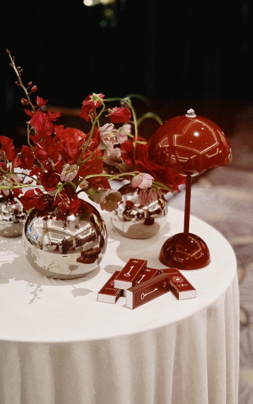 Со вкусом оформленная свадьба в Сочи цветочные композиции