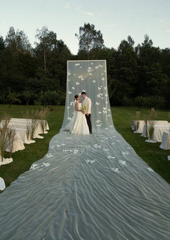 Свадебная флористика и сервировка в природном стиле